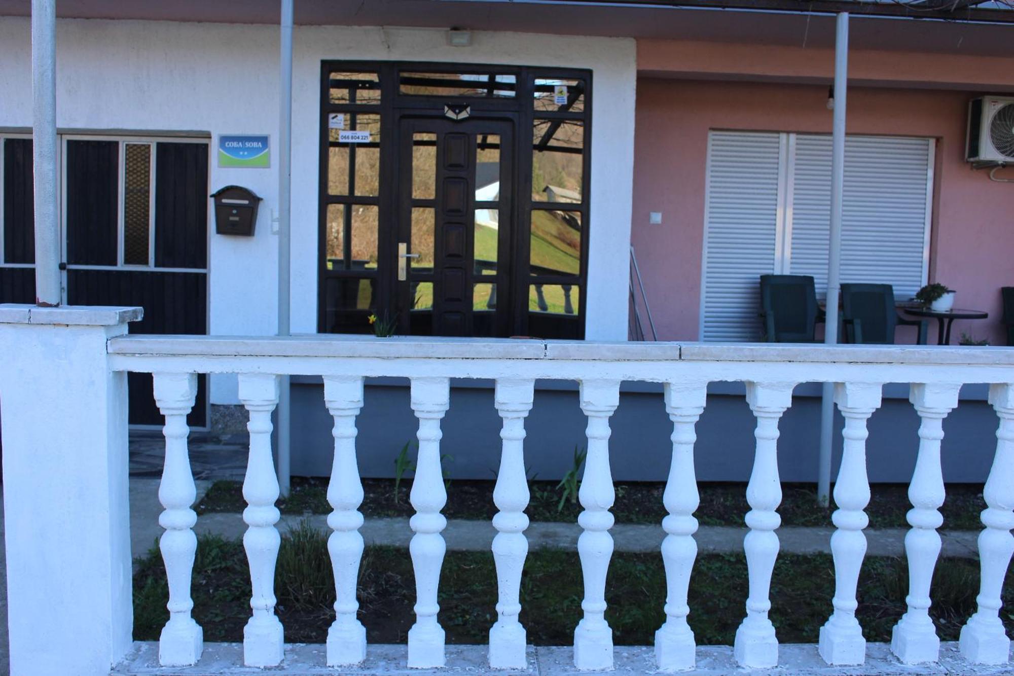 Apartmani Ramonda Teslić Exterior foto